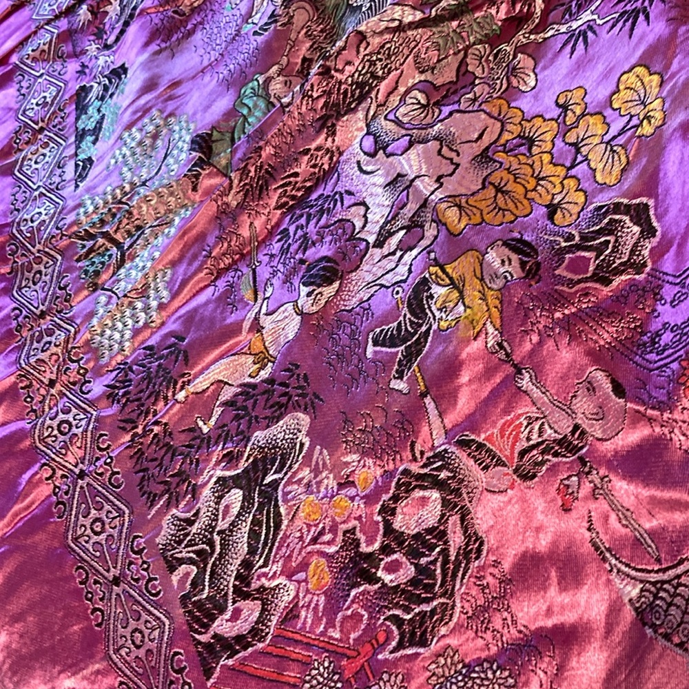 Vintage super soft satin. Pink with children‎ playing dragon temple 401 74 x 70